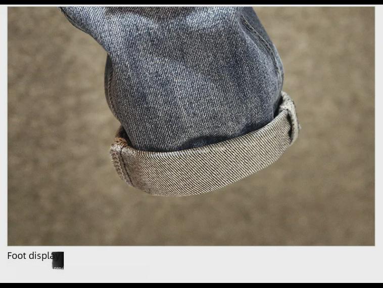 Мужские облегающие джинсы с потертостями и заплатками