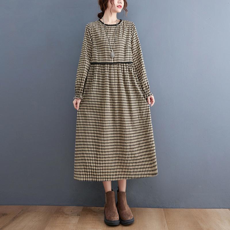 Korean Version of Wooden Ear Lace Plaid Dress Plus-size Women's Casual Dress