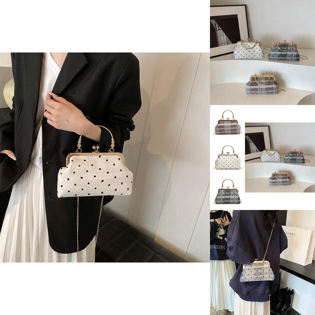 Fashionable Retro Style Womens Pu Leather Handbag Classic Shell Shape Design