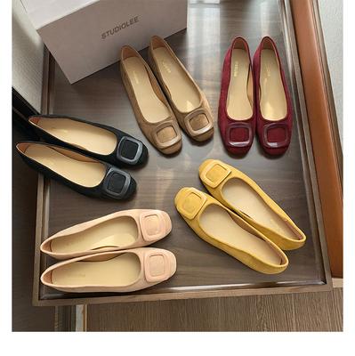 Версия из овчины~ Кожаные туфли-лодочки с французской квадратной пряжкой, женские новые туфли на плоской подошве с круглым носком, на один шаг, для通勤