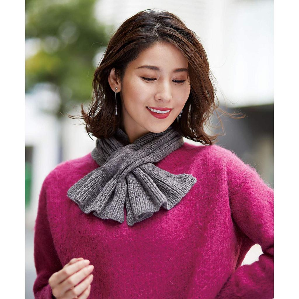 Cogit Gorgeous Knit Scarf, Ash Gray, 38cm Neck Circumference, Easy to Wear, Warm, Compact