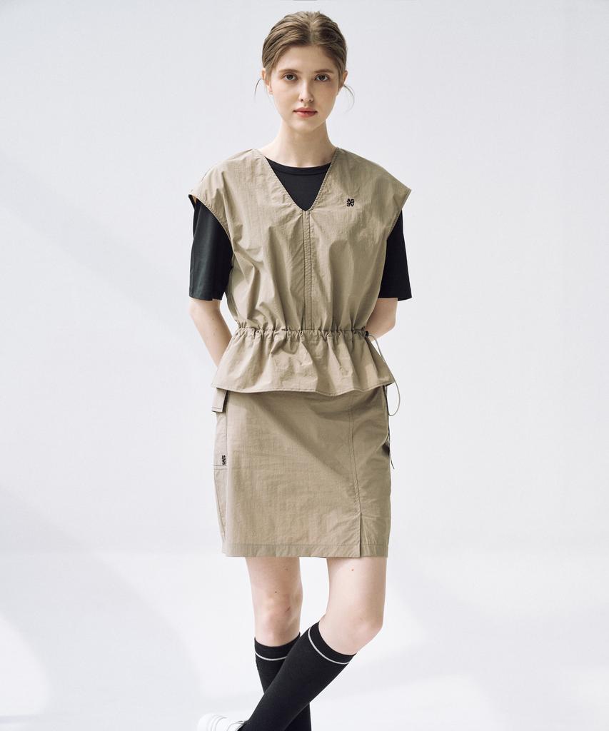 Aim Swing Waistband Windbreaker Skirt (Beige)