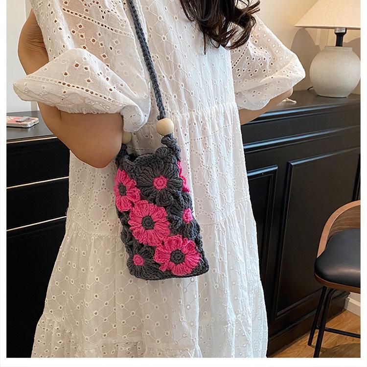 Handmade Crochet Floral Phone Bag, Cute Hollow Flower Crossbody Purse for Women, Knitted Small Shoulder Bag for Phone