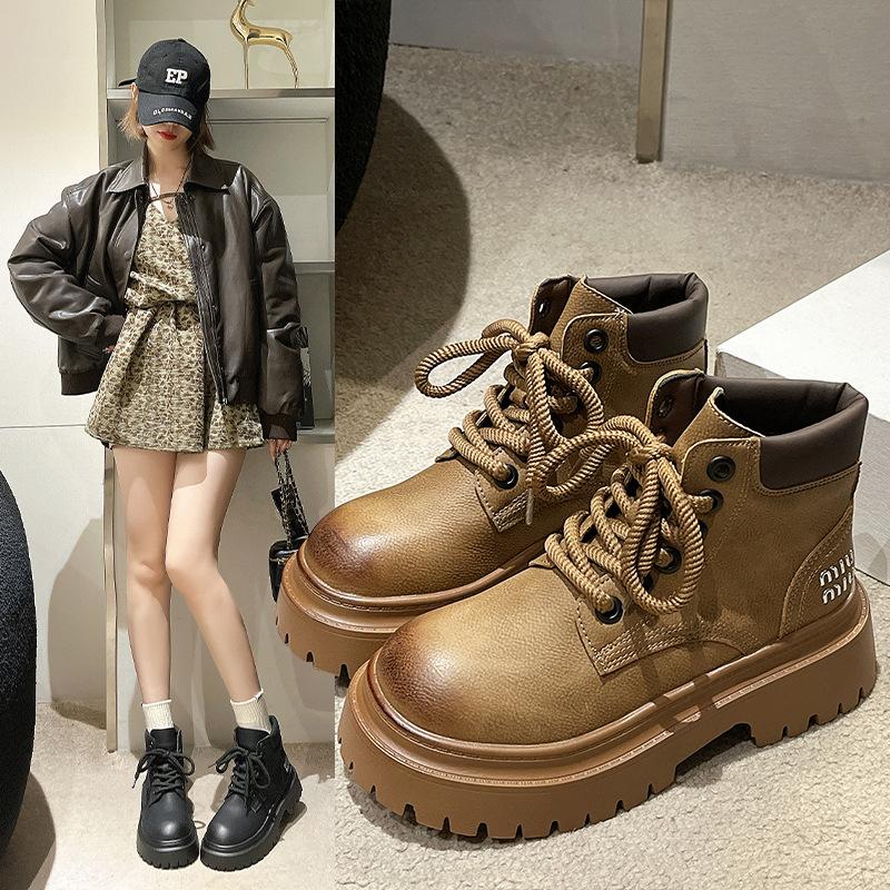 Женские ботинки Мартин из мягкой кожи на толстой подошве, осень 2024, новый британский стиль, ретро, рабочие ботинки цвета ревеня