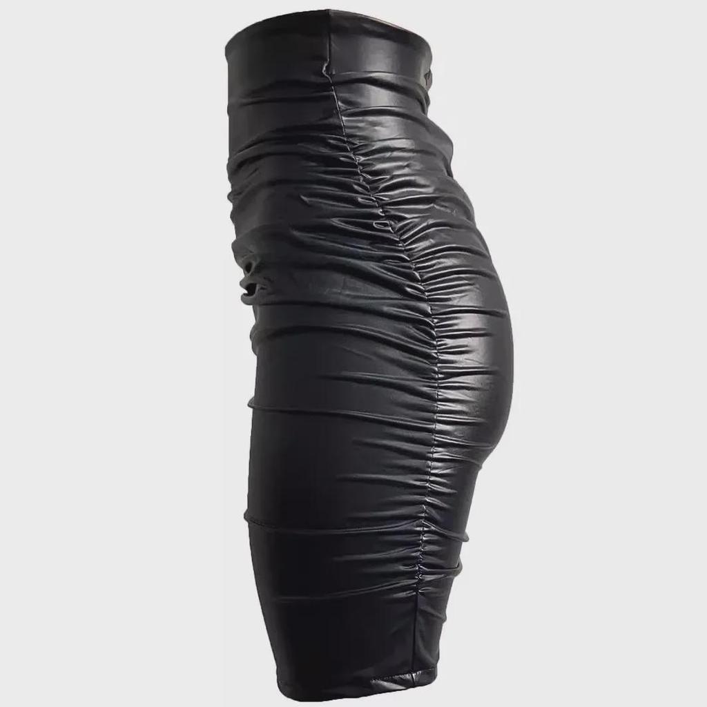 Европейская и американская юбка больших размеров из искусственной кожи с плиссировкой - обтягивающая бедра, короткая юбка для женщин