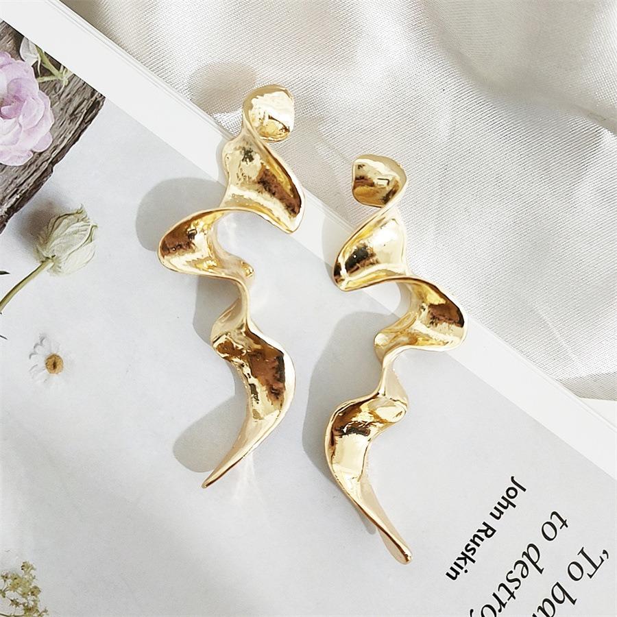 Fashion Exaggerated Irregular Geometric Distortion Earrings For Women