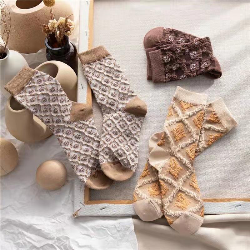 5 пар хлопковых женских весенне-осенних повседневных дышащих милых розовых носков до середины икры с рельефными трехмерными цветами