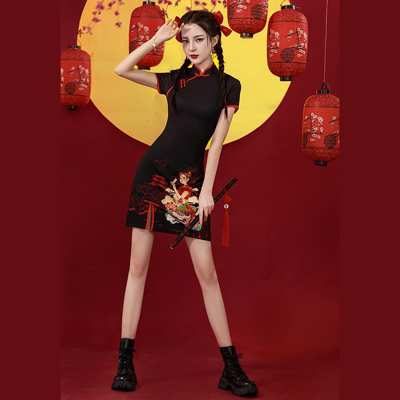 2025 Summer Black Qipao: Youthful, Modern Chinese Style