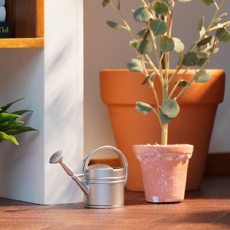Detailed Mini Watering Can For 1/12 Scale Model Gardens PVC Dollhouses Outdoor Crafting Supplies