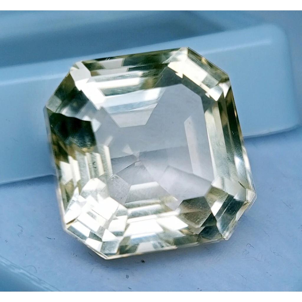Beautiful Natural Light Yellow Citrine 13-14 Ct Asscher Cut Certified Gemstone