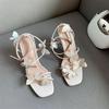 Модные женские туфли Butterfly Stilettos Универсальные женские туфли-лодочки Женские сандалии с пряжками Модные туфли для вечеринок Квадратный носок Zapatos De Mujer