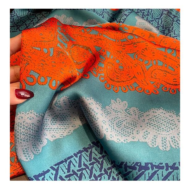 Шелковый шарф Атласный платок средней площади для женщин