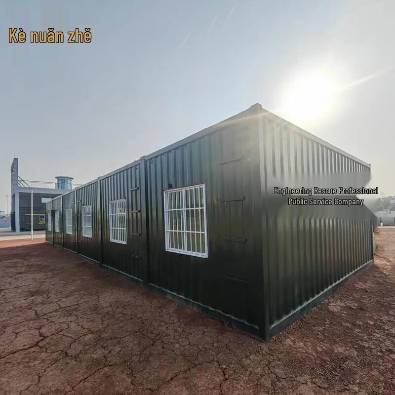 Модульный контейнерный дом цвета хаки