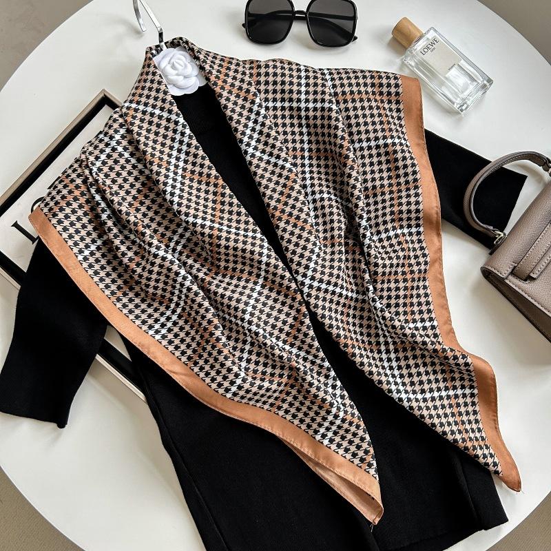 Печатный буквенный высококачественный искусственный шелк женский твил шелковый декоративный женский шелковый шарф