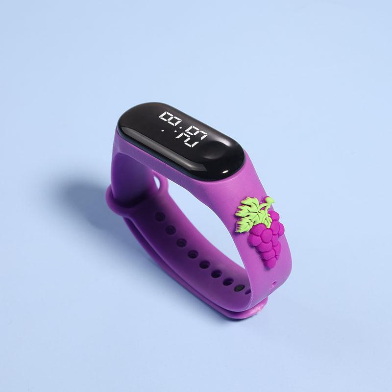 Vogue Fruits Doll Браслет Женские водонепроницаемые наручные часы Электронные повседневные спортивные модные часы для мальчиков и девочек со светодиодной подсветкой