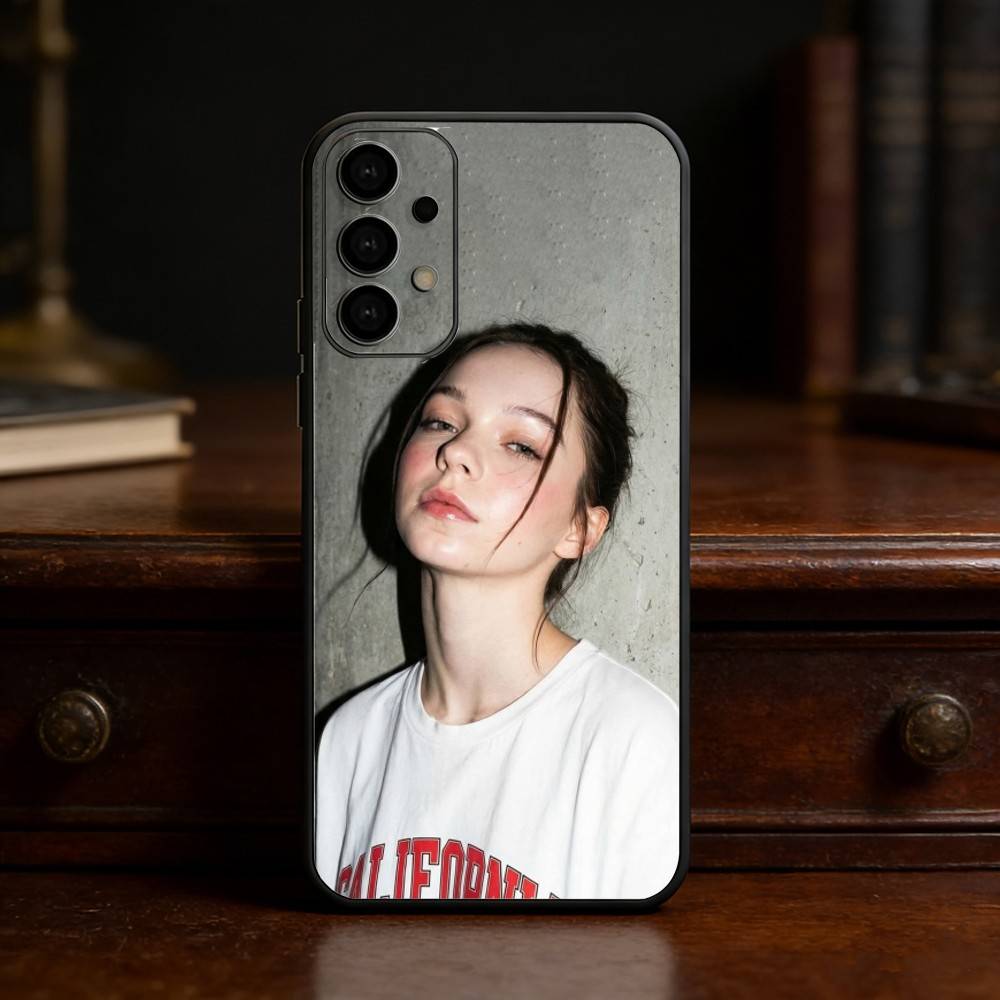 Милый E-Emma Актер M-Myers Чехол для телефона Samsung S25,24,23,22,30,21,10,9,Ultra,Plus,Lite Мягкий Черный Чехол