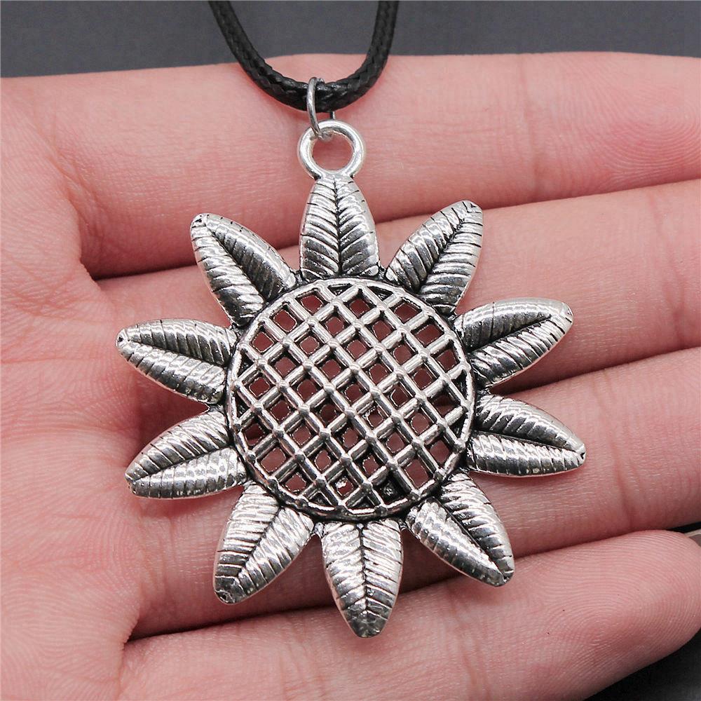 Креативное кожаное ожерелье-цепочка с металлическим кулоном в виде листа и цветка для женщин - Идеально для Дня святого Валентина