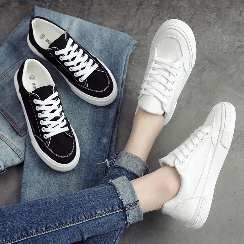 2024 White Canvas Shoes for Women New Low-top Simple Designer Platform Korean Fashion Sneakers Student Round Toe Ladies Footwear
