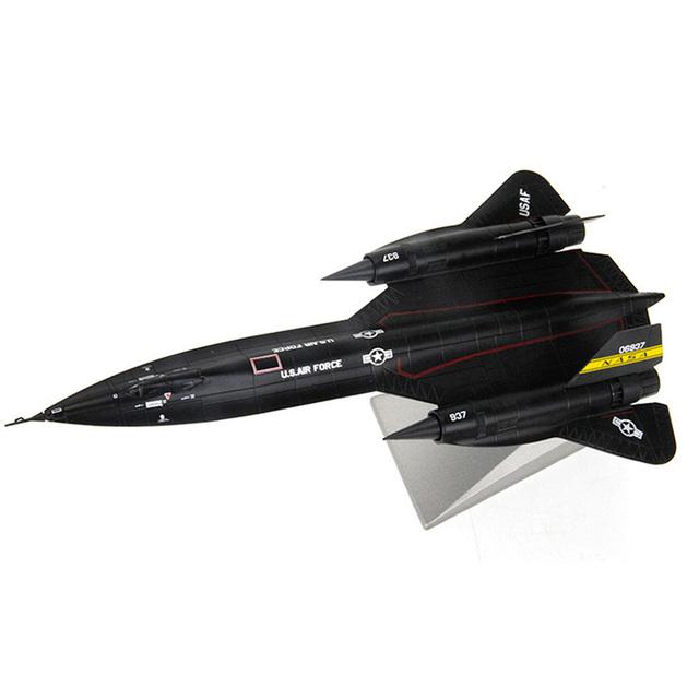 Модель самолета-разведчика ВВС США SR-71 Blackbird из сплава SR71 1:Металлическая литая модель масштаба 1/144