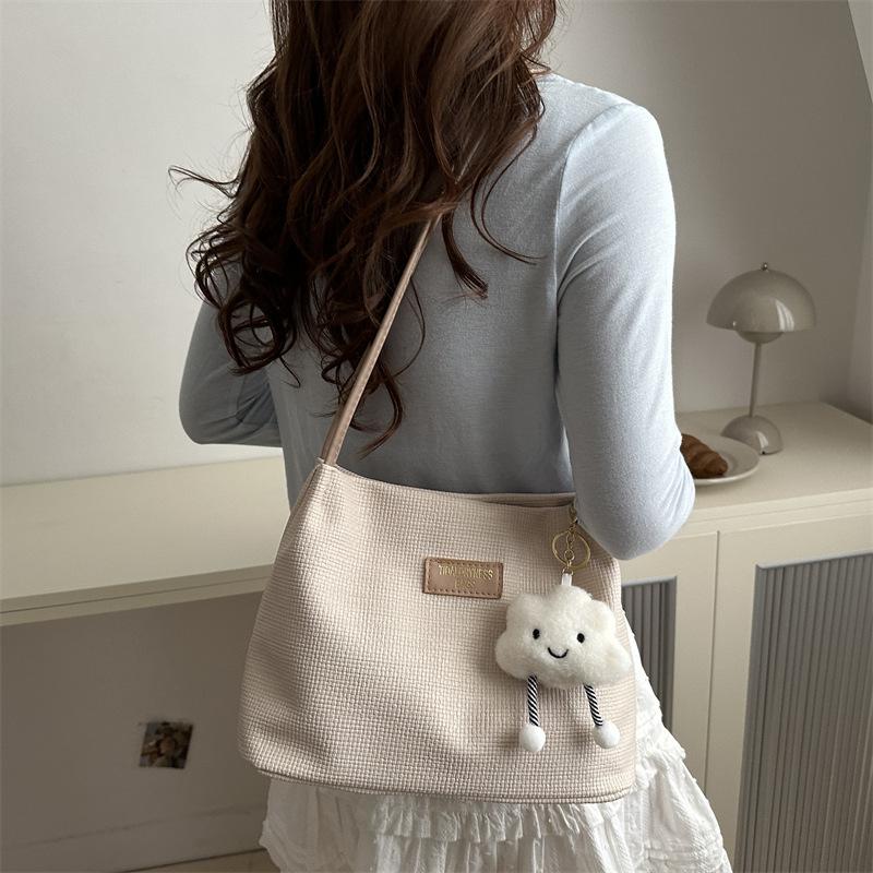 New Summer Fashion Casual Shoulder Bag Popular Trendy Commuting Bag Simple Casual Large Capacity Tote Bag