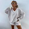 Полосатый спортивный комплект из двух предметов, женский осенний повседневный свободный свитер с длинными рукавами и V-образным вырезом, эластичный пояс, шорты, костюм
