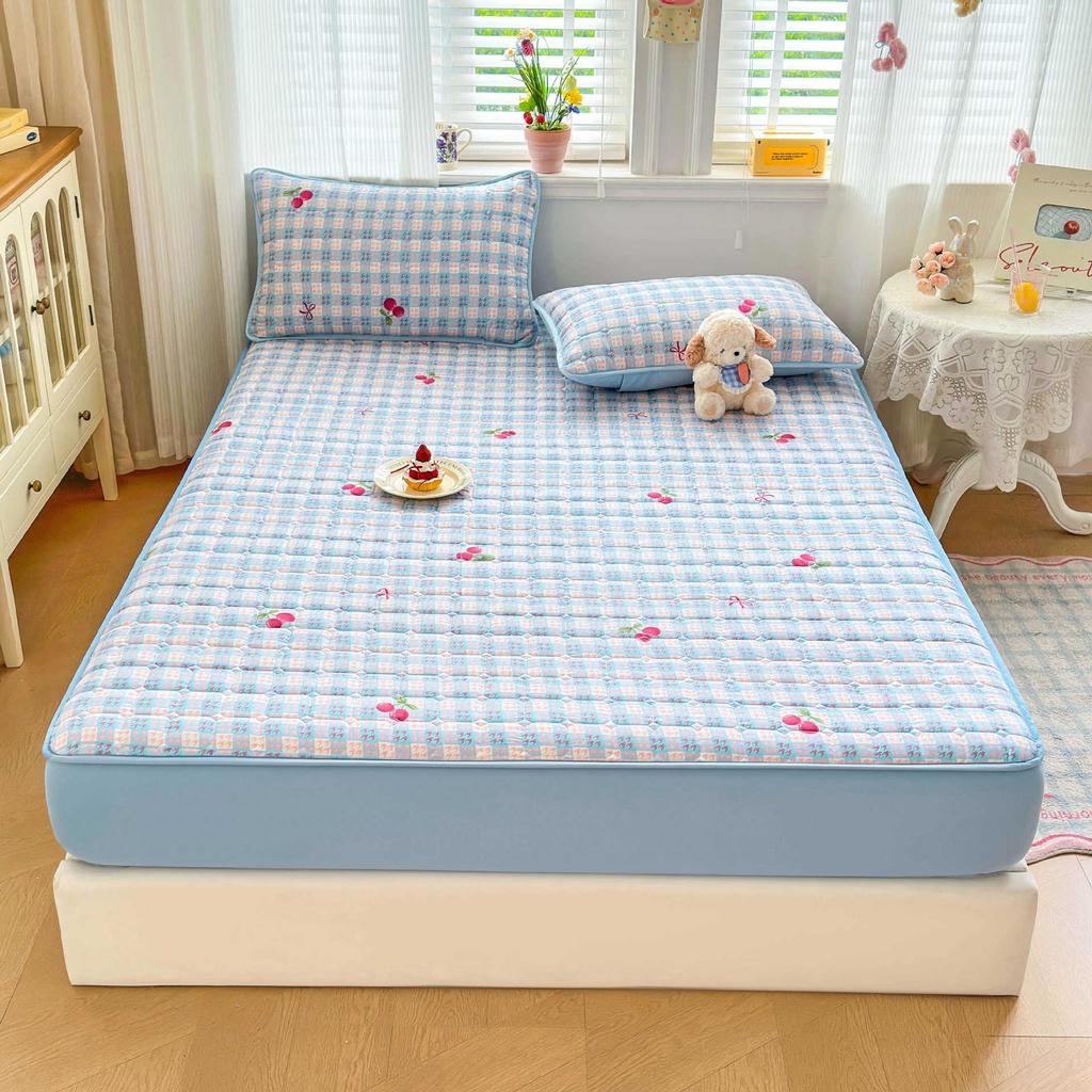 Single-piece Washed Cotton Mattress Universal in All Seasons 2026 New Padded Mattress Cover