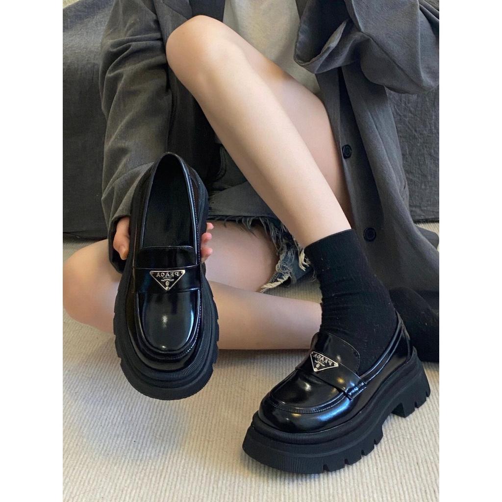 Женские весенние новые модные ретро универсальные туфли на платформе с нескользящей подошвой, с круглым носком, из маленькой кожи