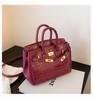 Chic Women's Crocodile Pattern Kelly Bag - Stylish European & American Design