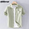Летние модные мужские рубашки, повседневные рубашки, молодежные простые мужские топы, однотонные рубашки с воротником-лацканами и карманами, с коротким рукавом, молодежная свежая мужская одежда