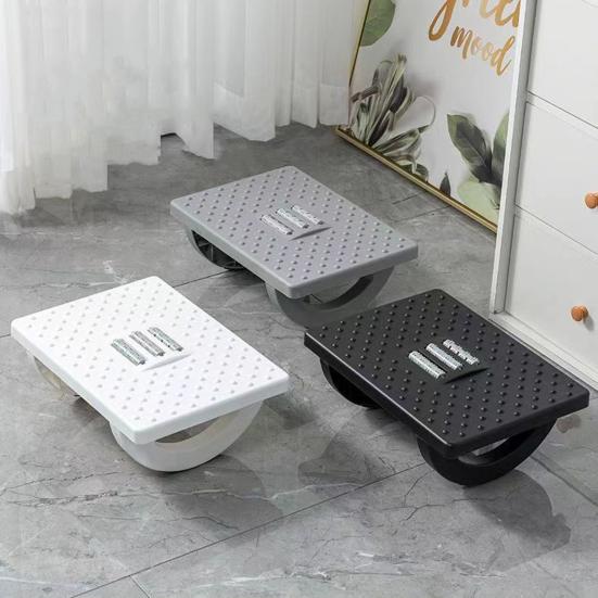 Эргономичная подставка для ног с массажными роликами для ног. Простая сборка. Регулируемый угол. Поддержка осанки. Противоскользящий табурет для ног для офиса и дома.