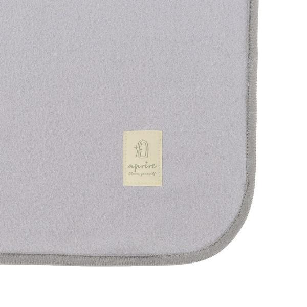 Captain Stag Captain Stag Ut 1023 [april Fleece Blanket 140 X 110cm Bloom Purple Gray]