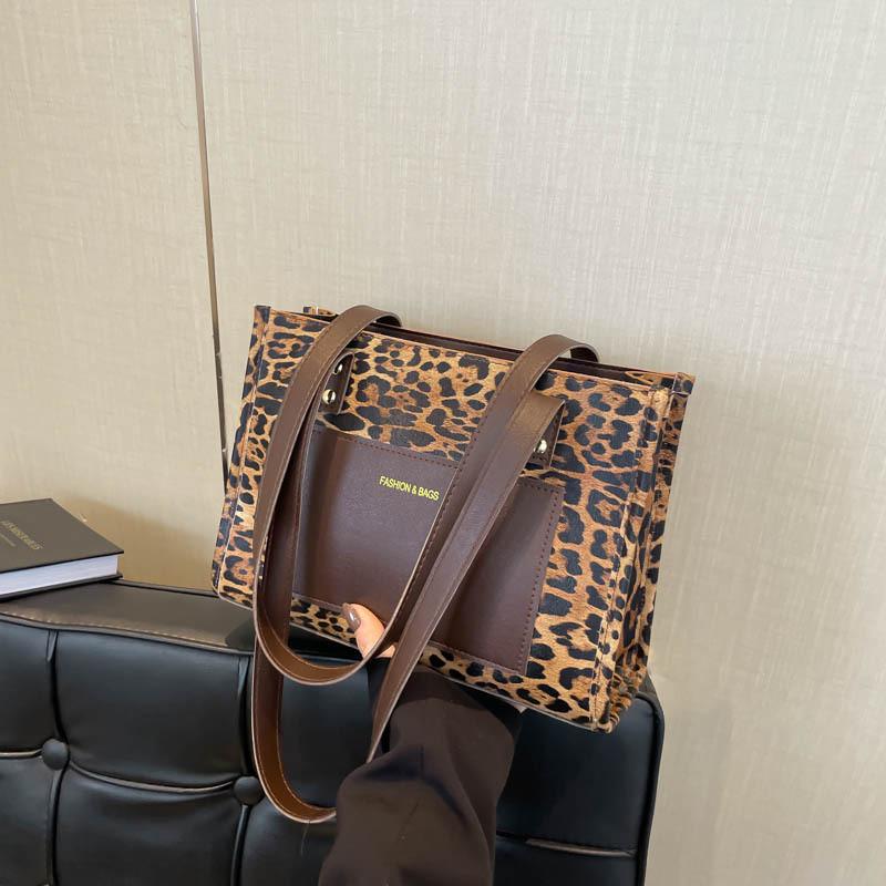 Print Leopard Fashionable Large Tote Bag For Women Stylish Pu Shoulder Handbag