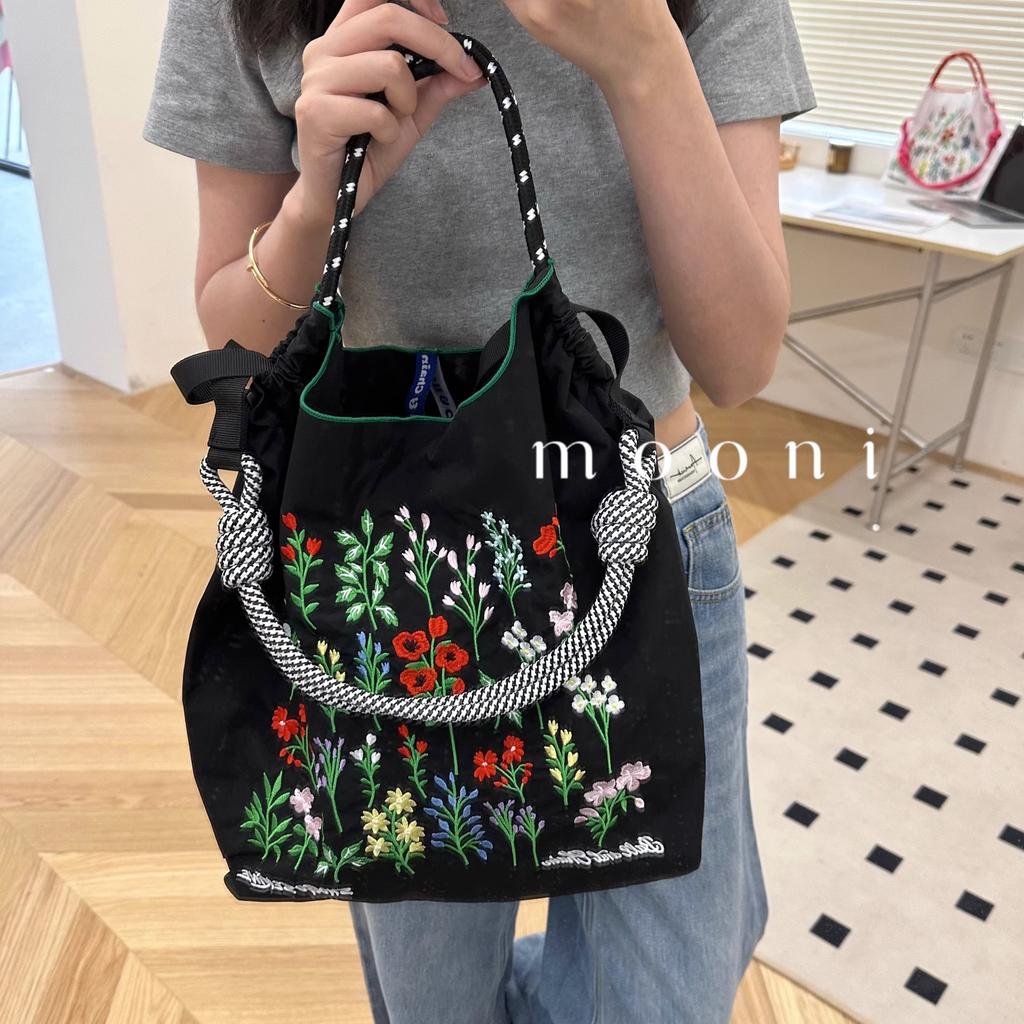Embroidery Shopping Bag Women'S Fashion Niche Large Capacity Shoulder Bag Tide