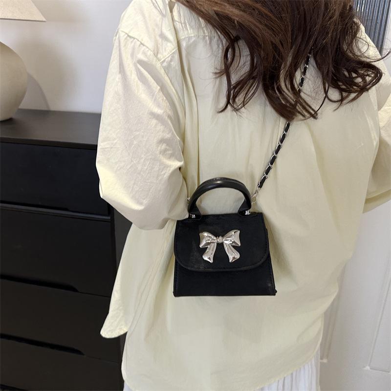 В этом году популярная женская сумка, весенняя, новая модная ретро-мини-сумка через плечо с бантом, декоративная маленькая квадратная сумка