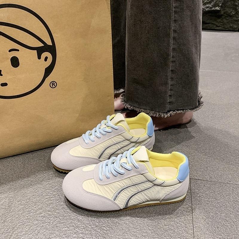 2025 весенние балетки для тренировок женские новые интернет-знаменитости супер популярные плоские повседневные спортивные туфли ретро на шнуровке туфли Форреста Гампа