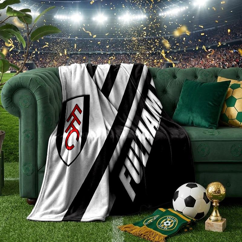 Fulham Football Crest Throws Blanket Flannel Blankets Plush for Couch Bed Gifts for Men Women Travel picnic blanket Christmas fan gifts