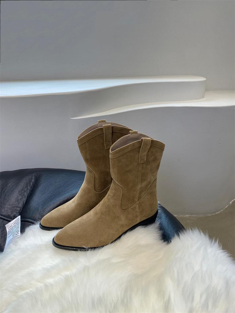 Korean Retro Pointed Thick Heel Western Cowboy Boots Women's 2025 Autumn and Winter New Versatile British Style Short Martin Boots