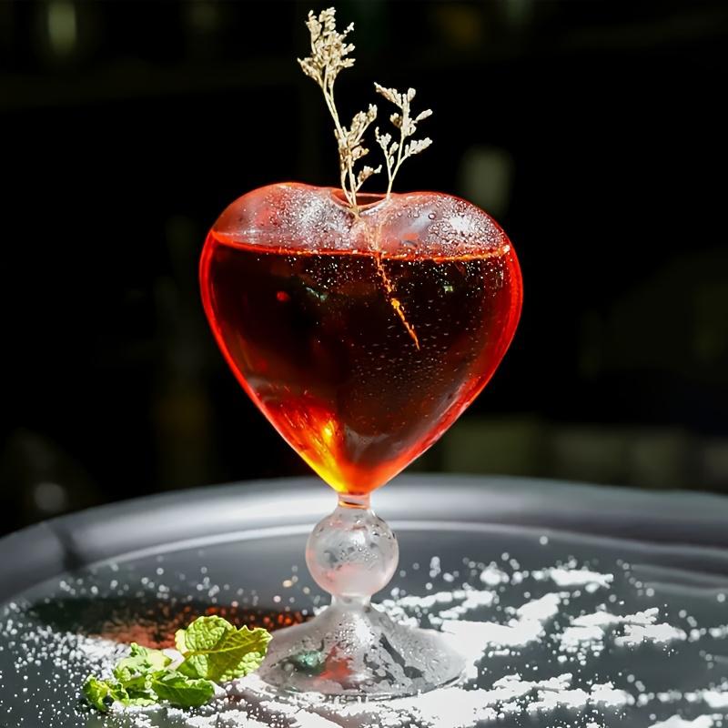 1 шт. коктейльный стакан с соломинкой, винный стакан для сока, кружки для чая, пива, прозрачный стакан для вина, 2 стиля