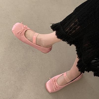 Женские туфли на низком каблуке с небольшим носом, ароматные, весна-осень 2025 года, новые туфли Doudou на мягкой подошве, белые французские туфли Mary Jane