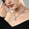Elegant Pearl Necklace For Women With Luxurious Geometric Design And Crystal Pendant