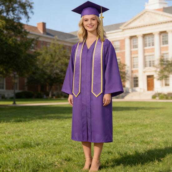 Академический выпускной набор: мантия, шапочка, кисточка. Полиэстер. Мягкая, дышащая. V-образный вырез, длинный рукав. Форма для школьной церемонии, фото на диплом, одежда для выпускного вечера.