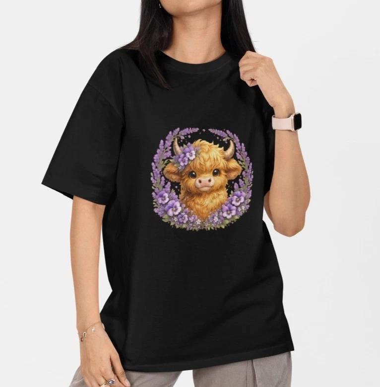 Cute Highland Cow Floral T-Shirt Cottagecore Farm Animal Graphic Tee