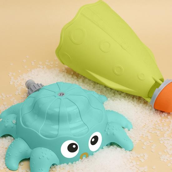 Octopus Water Spray Toy for Kids 360 Degree Rotary Spinning Rockets Sprinkler Summer Fun Water Toy for Toddlers Boys Girls