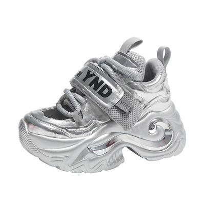 Модные 8 см Летние Новые Блестящие Пайетки Массивные Кроссовки на Платформе Женские Дышащие На шнуровке Обувь для увеличения роста Женские Модные Милые Кроссовки