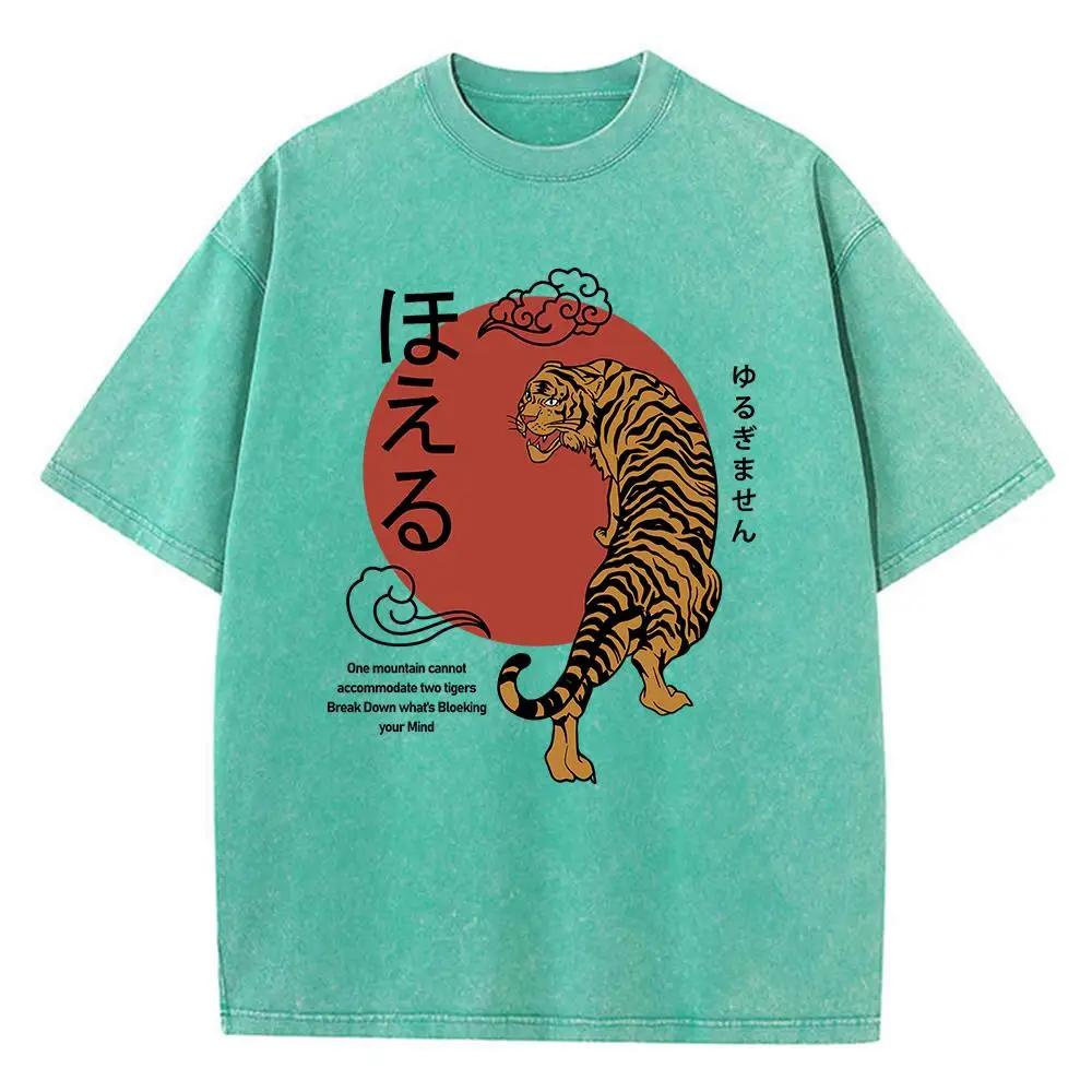 Одна гора не может вместить двух тигров, сломавших то, что гложет твой разум. Мужские футболки. Хлопковая футболка. Свободные ретро-топы.