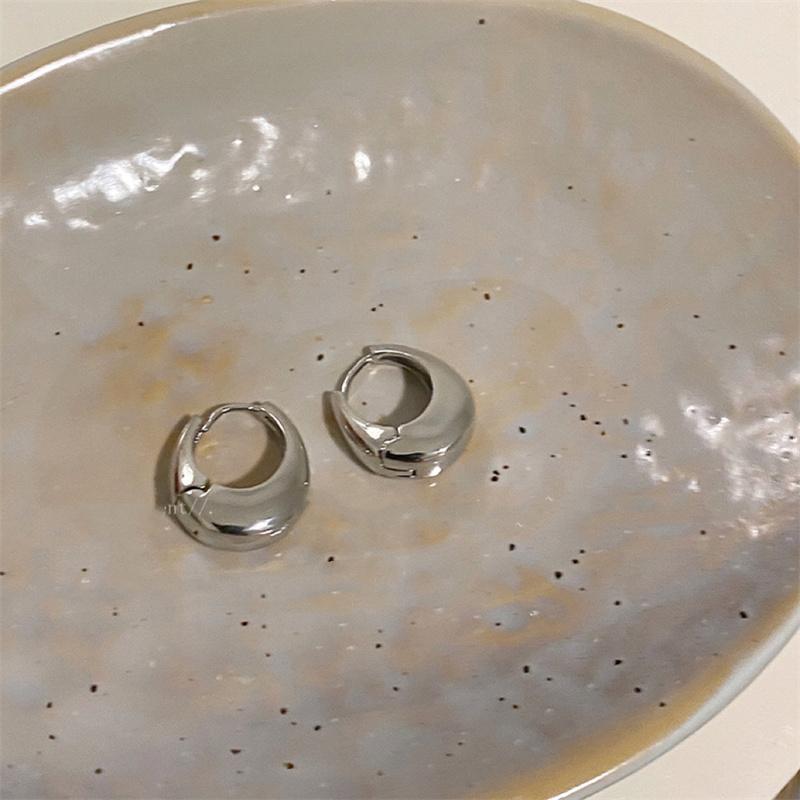 Корейские Новые Классические Металлические Серьги-Кольца с Золотым Покрытием для Женщин Модная Бижутерия Темпераментные Серьги для Ежедневной Носки для Девушек