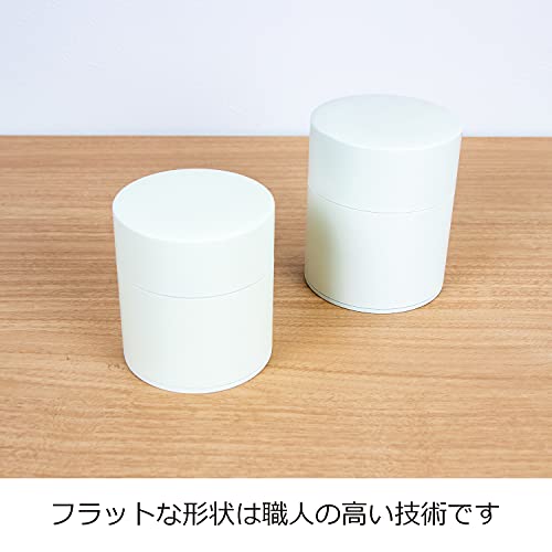 Чайница Nichi Nichi Dougu, Плоская лакированная банка, 150 г, Сталь, Сделано в Японии, Цвет яичной скорлупы