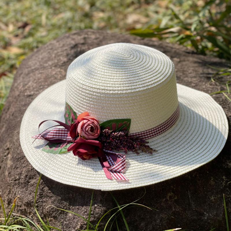 Flat top straw hat women's summer outdoor sunscreen sun hat new seaside vacation handmade flower beach hat