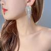 Europe and the United States Retro Super Fairy Drill Chain Tassel Earrings, Fashion Simple, Full Diamond Geometric Earrings.