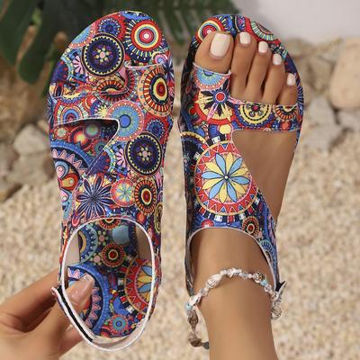 Модные женские пляжные сандалии в богемном стиле, плоские сандалии, легкие женские летние сандалии 2025 года, легкие сандалии с перемычкой для пальца, уличная обувь, женские ретро-сандалии